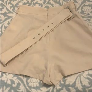 Beige skort